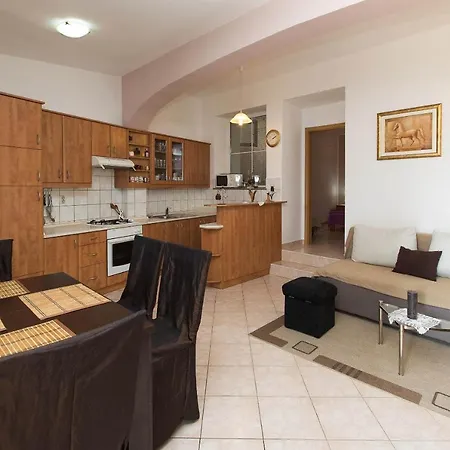 Apartmani Vera Crikvenica Exterior photo