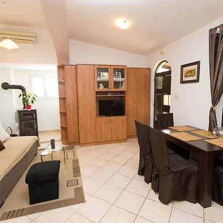 Apartmani Vera Crikvenica Exterior photo