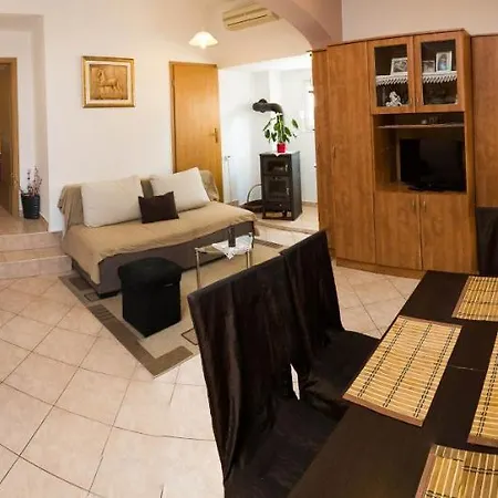 Apartmani Vera Crikvenica Exterior photo